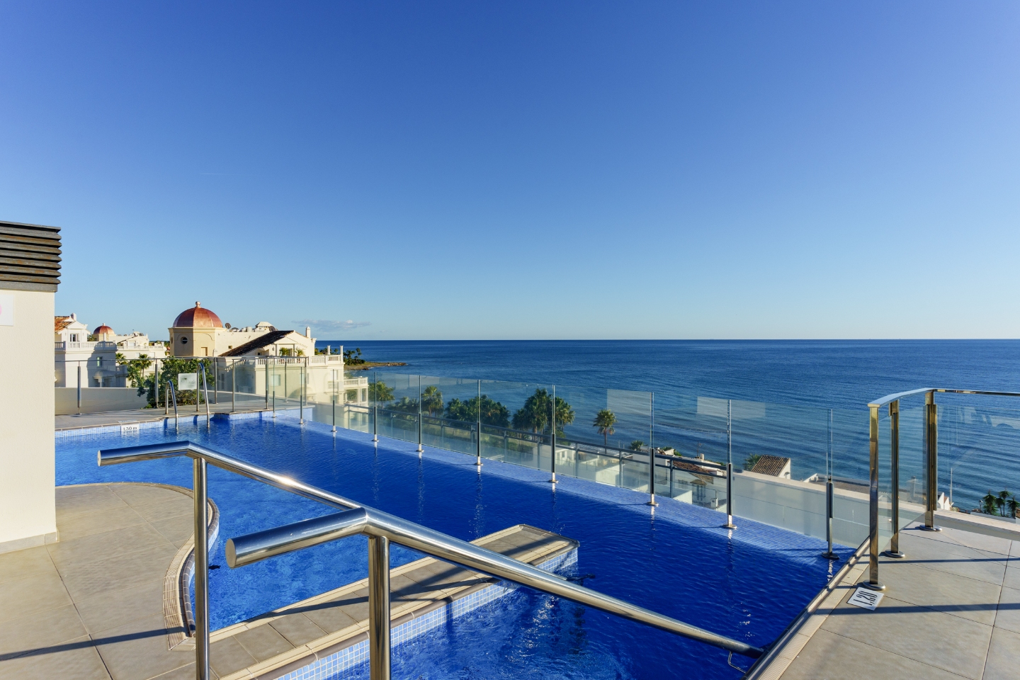 Cosmo 3I 01-fotor-202512229753